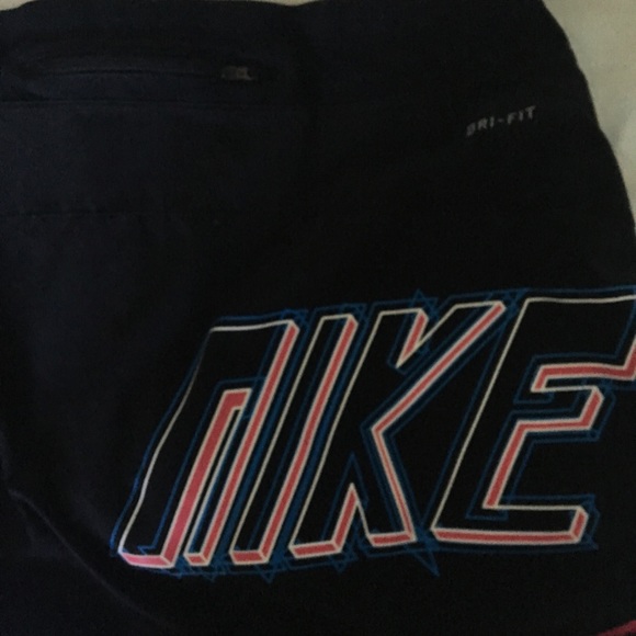 Sporty Nike Skirt - Picture 2 of 4